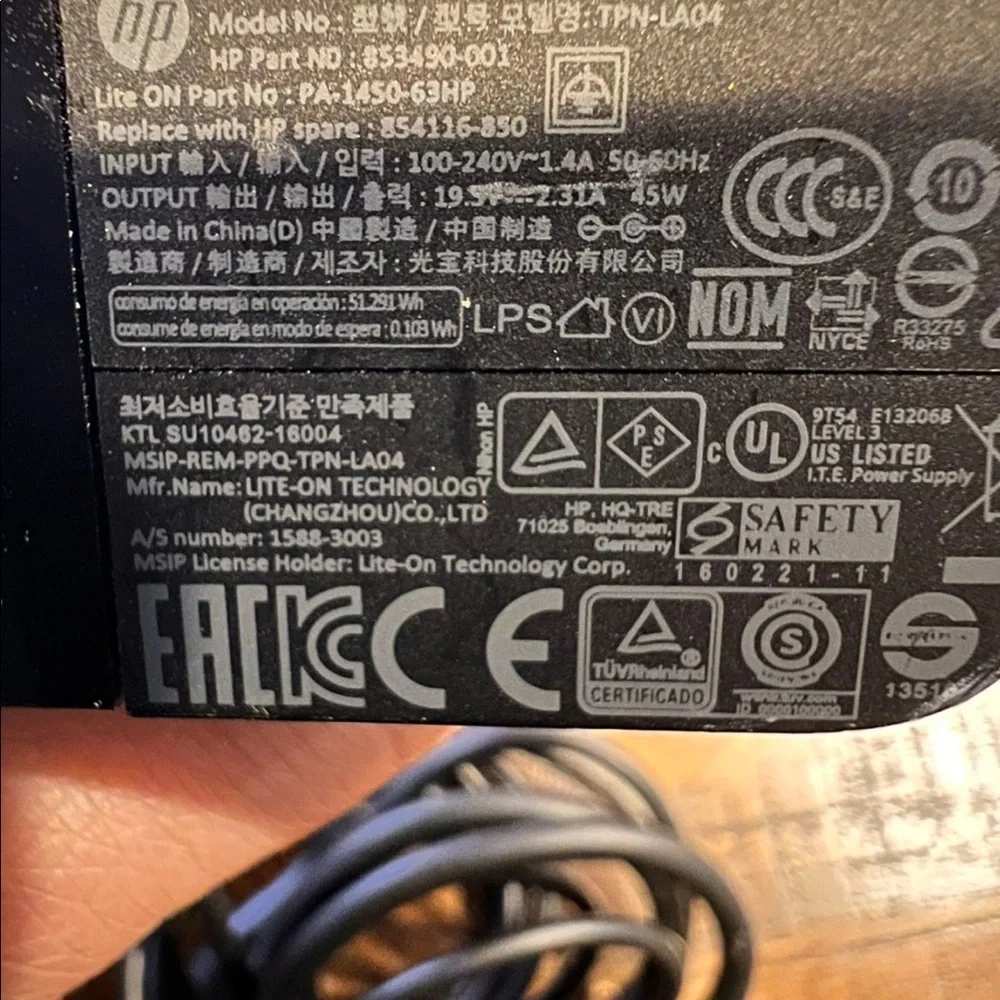 HP 45W Original TPN-LA04 Charger